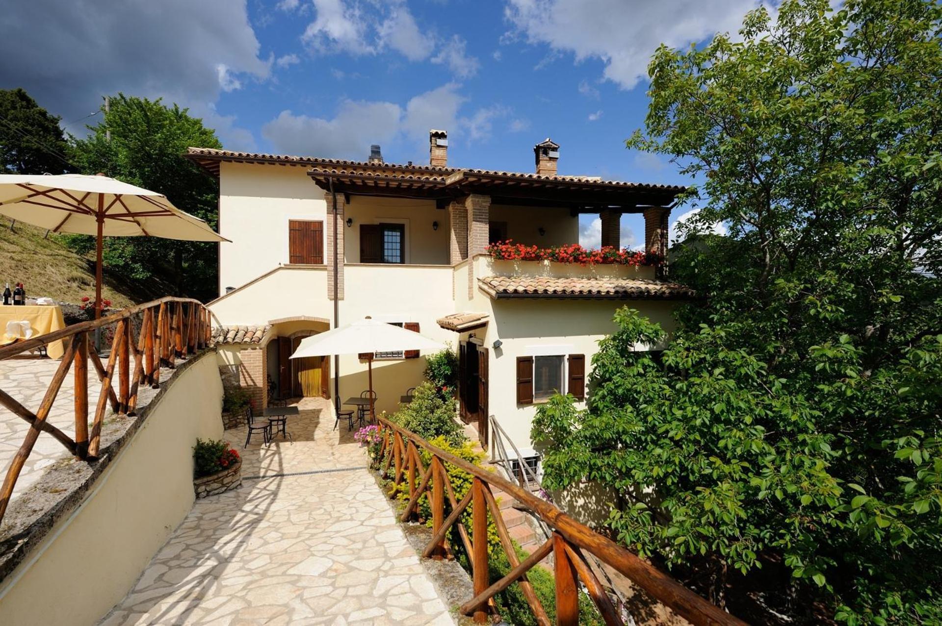 Agriturismo Pettino Campello sul Clitunno Exterior foto