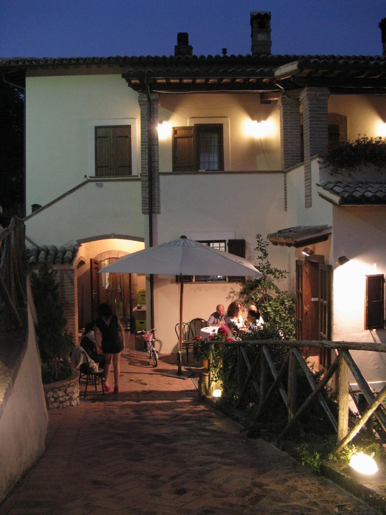 Agriturismo Pettino Campello sul Clitunno Exterior foto